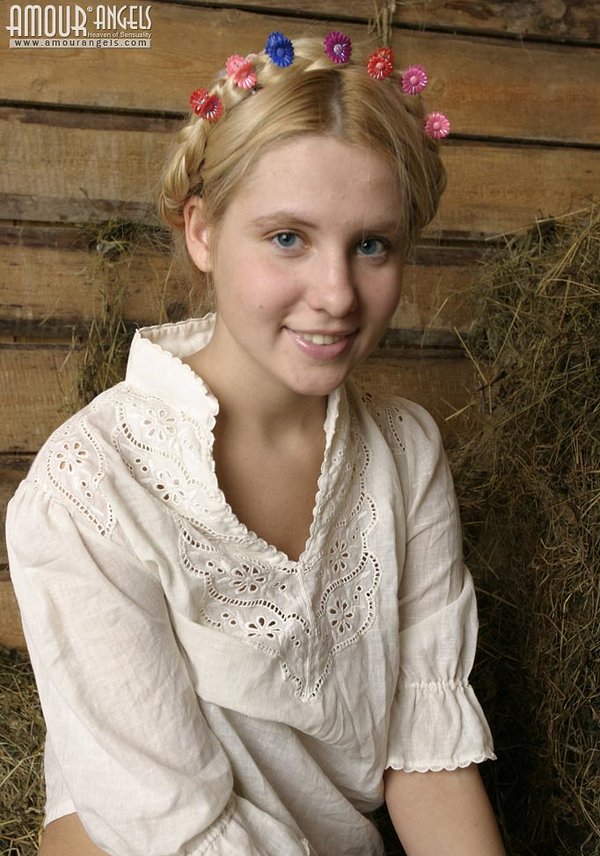 Евгения, 23 года, 3 размер груди